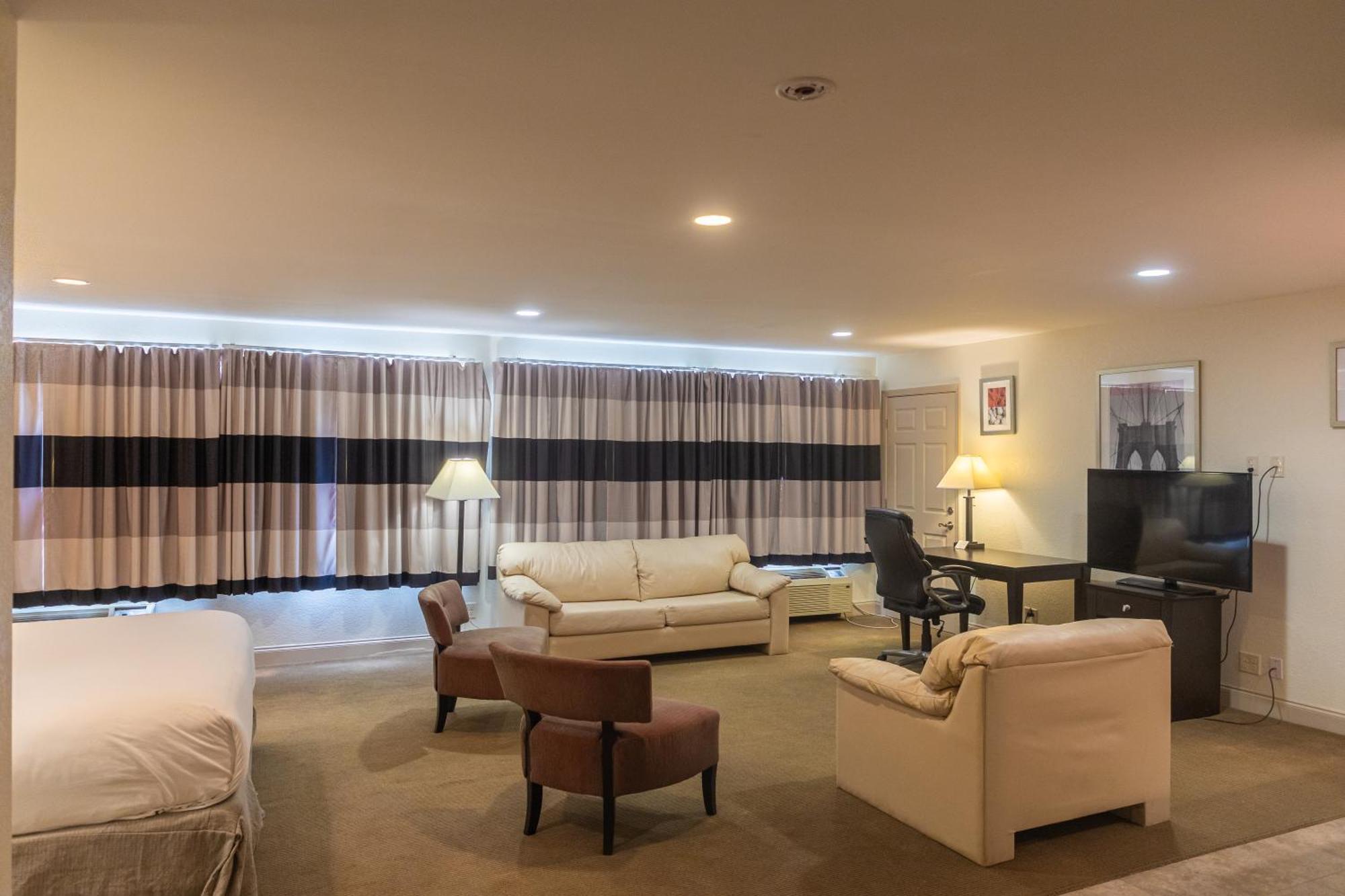 Cottonwood Suites Savannah Hotel&Conference Center Pooler Buitenkant foto