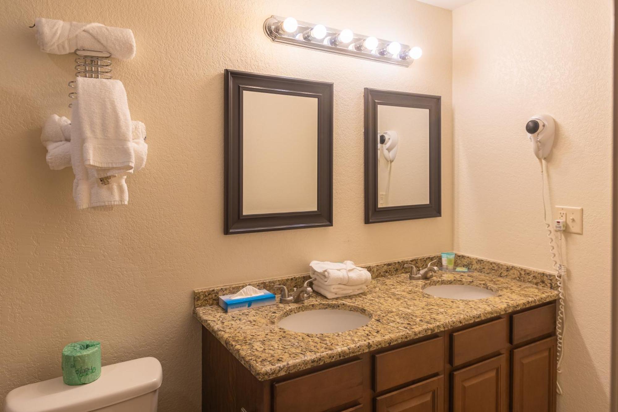 Cottonwood Suites Savannah Hotel&Conference Center Pooler Buitenkant foto